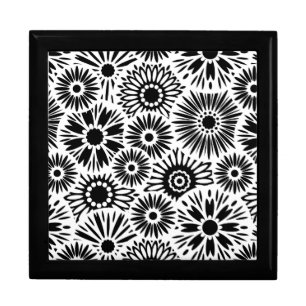Simple Black White Retro 70s Graphic Daisy Pattern Keepsake Box