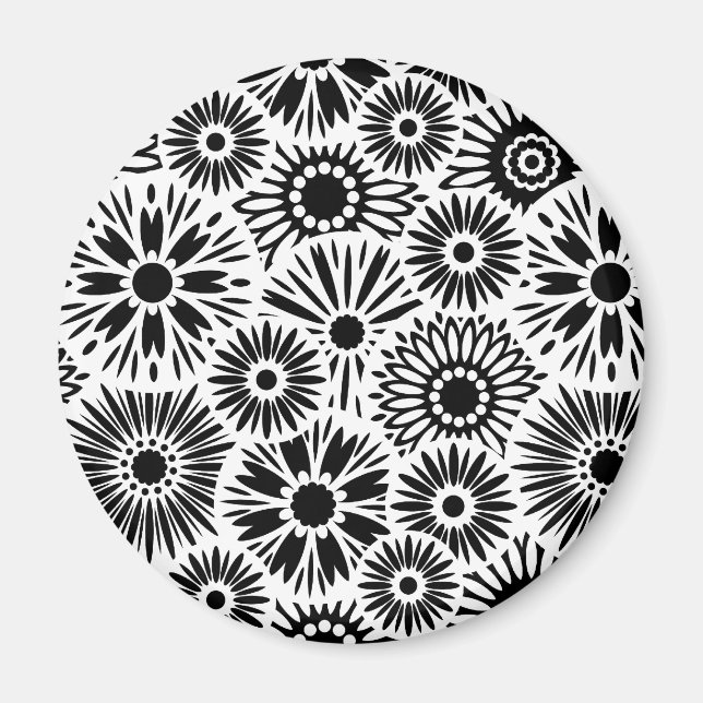 Simple Black White Retro 70s Graphic Daisy Pattern Magnet (Front)