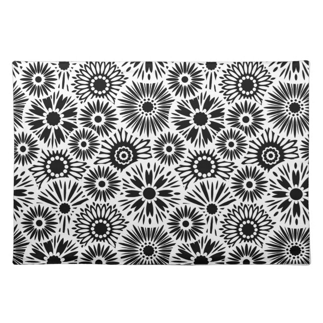 Simple Black White Retro 70s Graphic Daisy Pattern Placemat (Front)