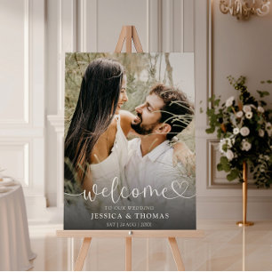 Simple Black & White Welcome Wedding Sign