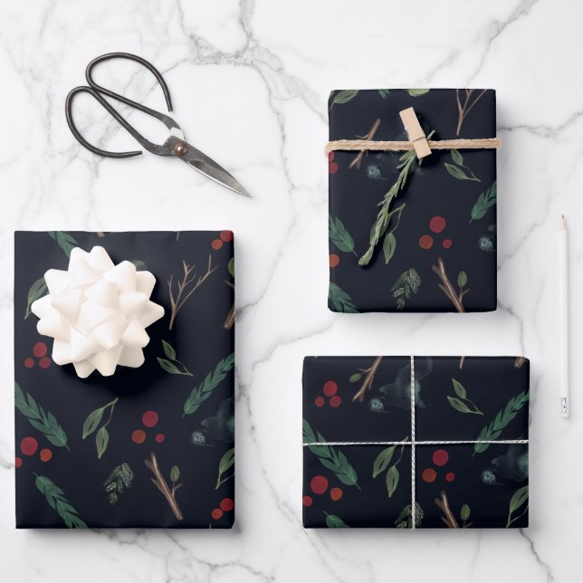 Simple Botanical Berries Christmas Pattern Wrapping Paper Sheets (Front)