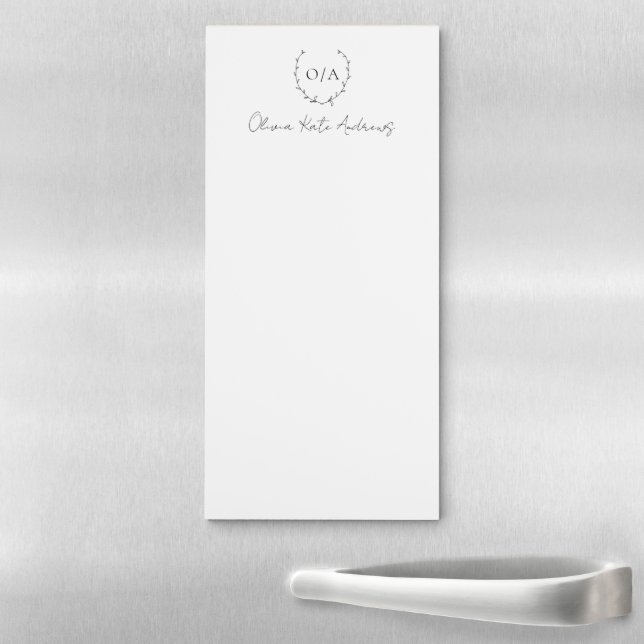 Simple Classic Monogram Wreath Elegant Magnetic Notepad (In Situ)