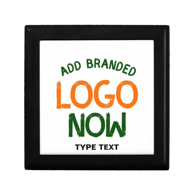 SIMPLE CONTEMPORARY CLEAN WHITE FASHIONABLE CLIENT GIFT BOX (Front)