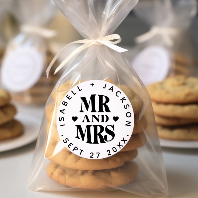 Simple Custom Mr Mrs Wedding Name Date Heart Favor Classic Round Sticker (Creator Uploaded)