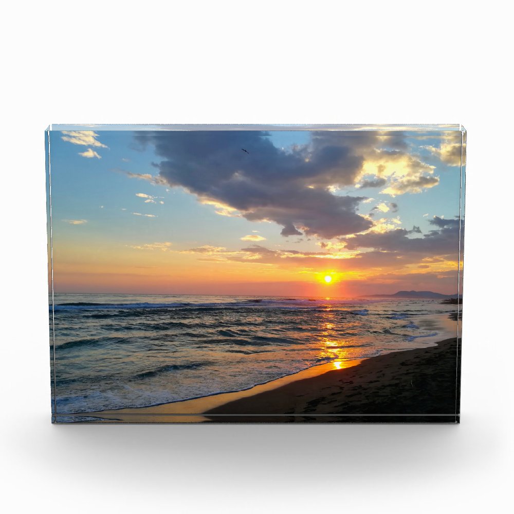 Discover Custom Photo Block