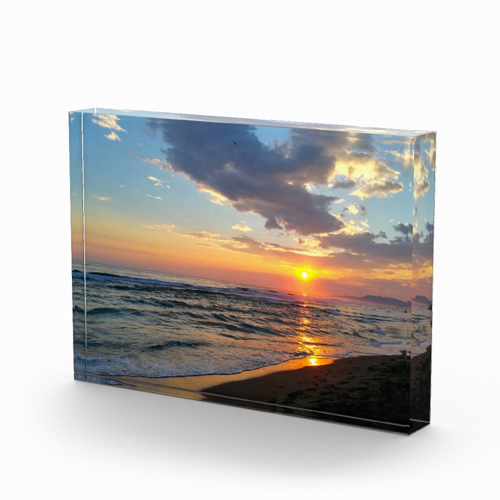 Discover Custom Photo Block