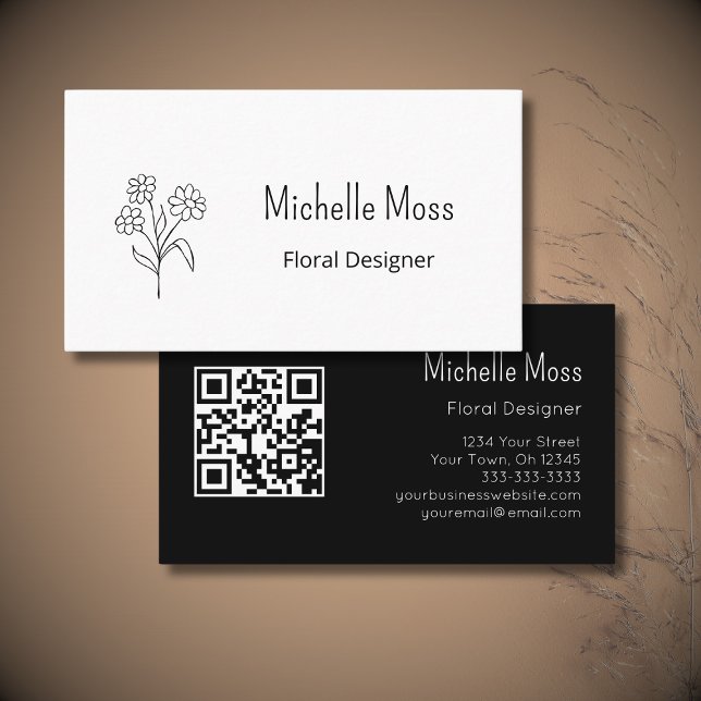  Simple Daisy QR code Floral Designer   Business Card (Creator Uploaded)