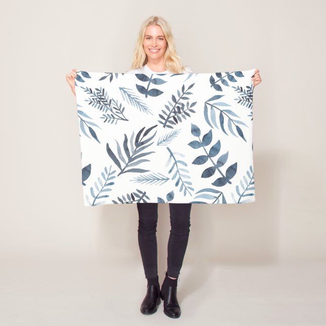 Simple Ditsy Leaves Pattern | Fleece Blanket (In Situ)