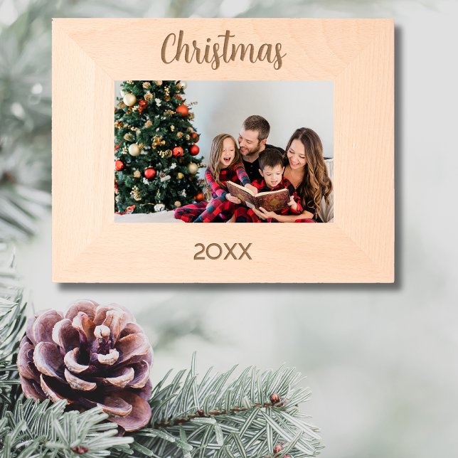 Simple Elegant Christmas Photo Engraved Frames (Creator Uploaded)