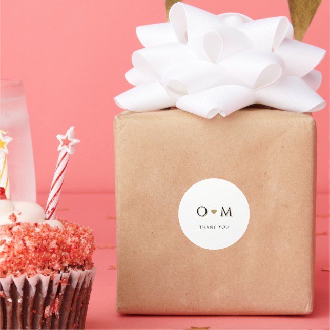 Simple Elegant Modern Classy Luxury Wedding Favors Classic Round Sticker (Party)