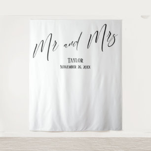 Simple Elegant Mr and Mrs Photo Backdrop