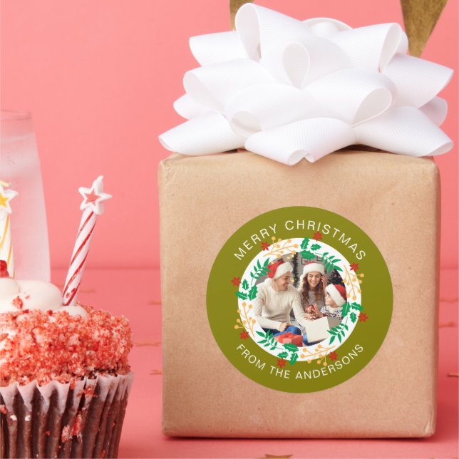 Simple Elegant Wreath Christmas Photo Family Name Classic Round Sticker (Party)