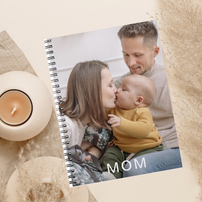simple family photo mom notebook (Creator Uploaded)