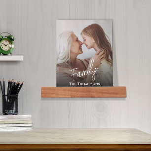 Simple Family Script Custom Picture Ledge