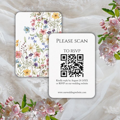 Simple Floral Modern QR Code  RSVP Wedding Enclosure Card