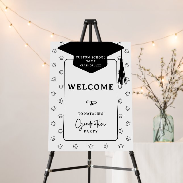 Simple Graduate Hat Graduation Party Welcome Sign (In Situ (Stand))