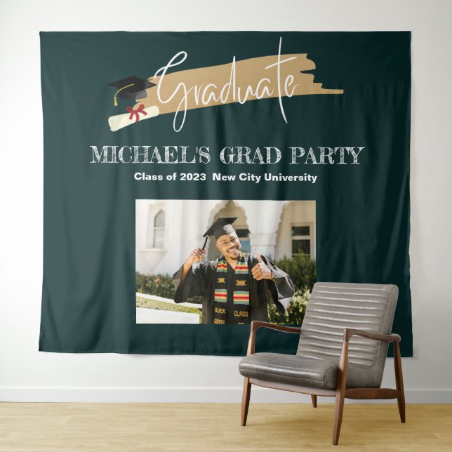 Simple Green Graduation Photo Booth Backdrop (In Situ (Horizontal))
