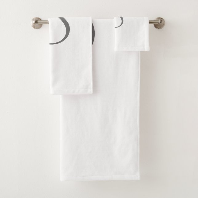 Simple minimal elegant custom logo here company    bath towel set (Insitu)