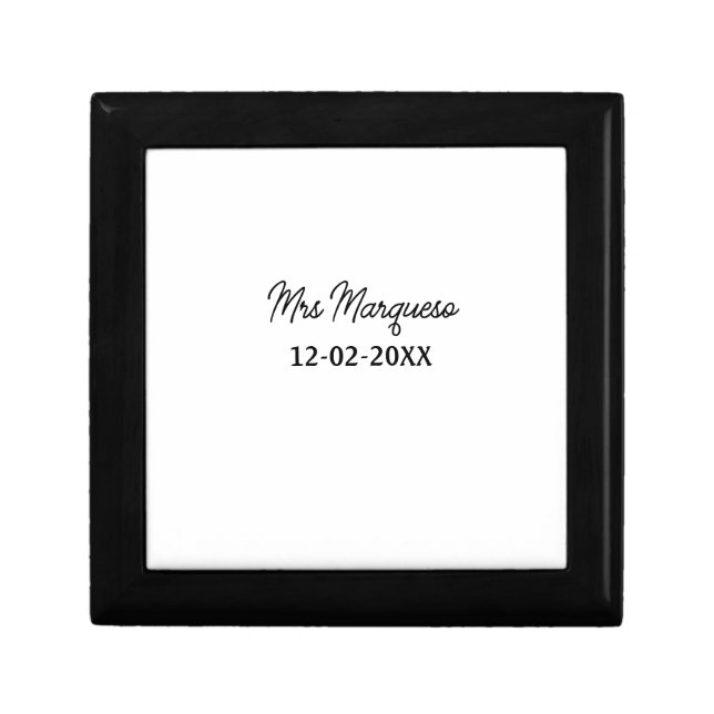 simple minimal monogram mrs Mr name date year Thro Gift Box (Front)