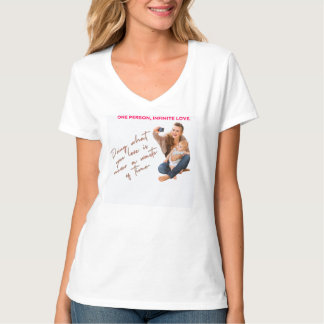 simple minimlist womenday T-Shirt
