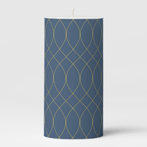 Simple modern cool trendy curvy wavy lines pillar candle