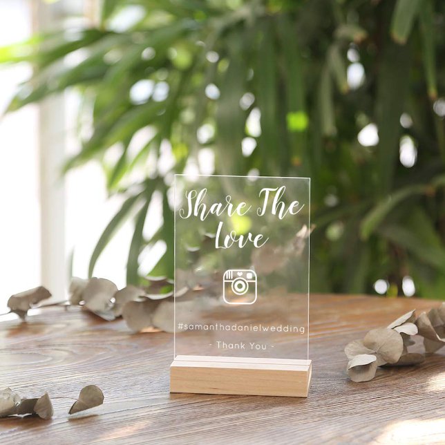 Simple Modern Cute Social Media Sharing Sign (Simple Modern Cute Social Media Sharing Sign)