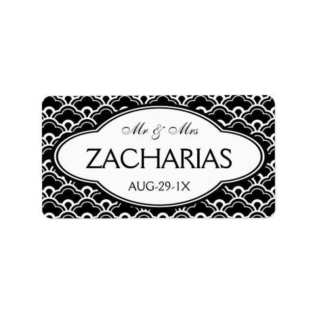 Simple Modern Mr and Mrs Personalized Wedding Label (Front)