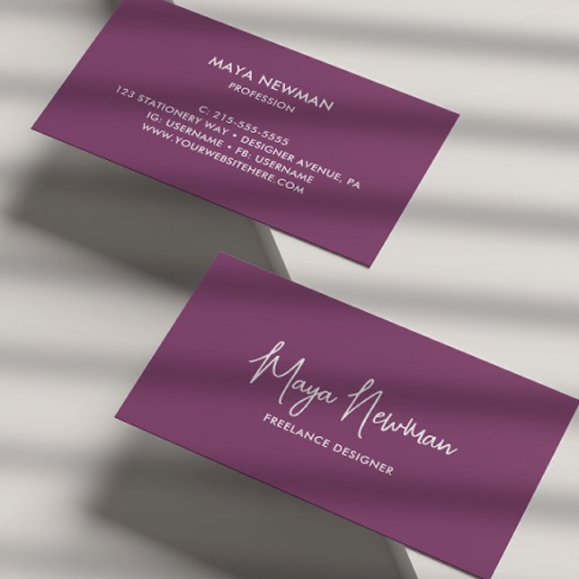 SIMPLE PURPLE PLUM SIGNATURE NAME PROFESSIONAL BUSINESS CARD (Creator Uploaded)