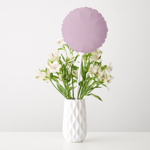 Simple solid mauve mist balloon