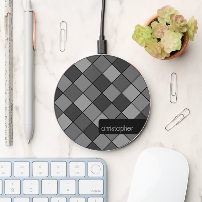 Simple Square Pattern with Custom Name Wireless Charger (Desk)