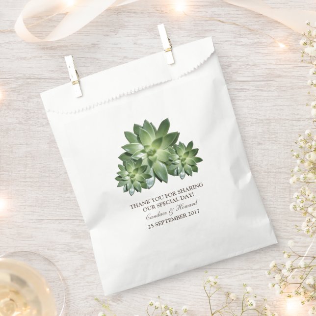 Simple Succulent Wedding Favor Bags (Clipped)