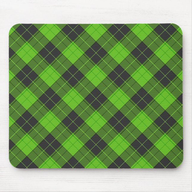 Simple tartan diagonal pattern in dark green mouse pad (Front)
