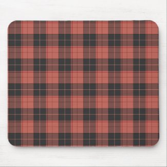 Simple tartan pattern in red mouse pad