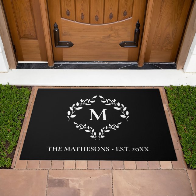 Simple Timeless Family Laurel Crest Monogram  Doormat (Outdoor)