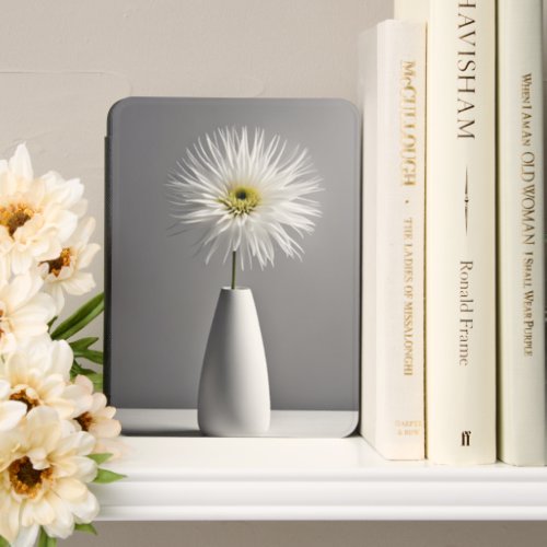 Simple White Dahlia in Flower Vase Kindle Cover