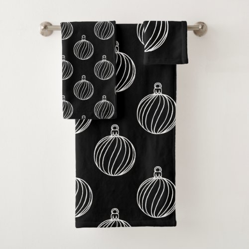 Simply Christmas Collection _ Bauble Bath Towel Set