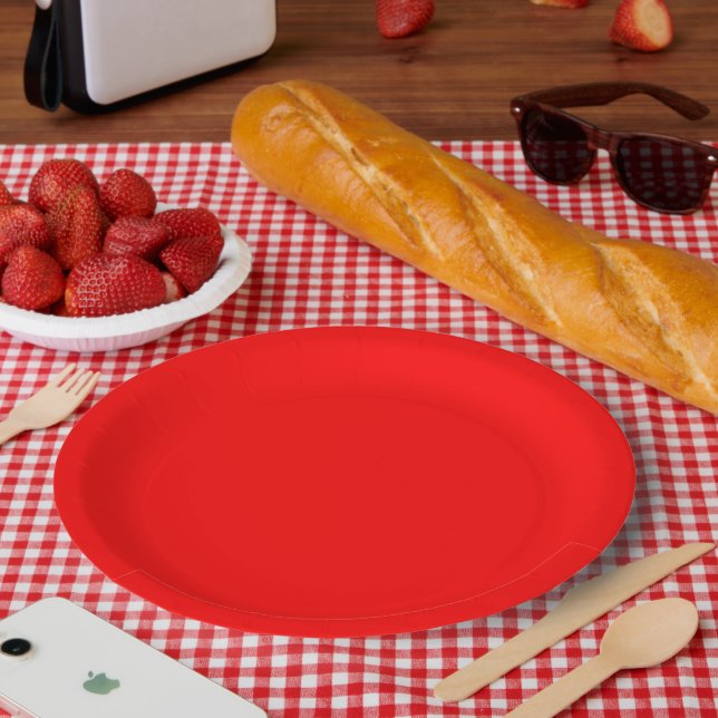 Simply Red Solid Color Paper Plates (Picnic)