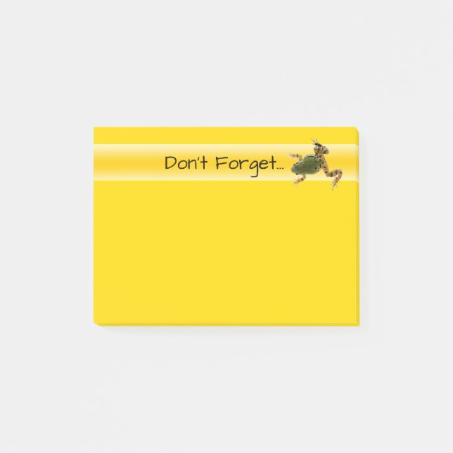 Single Climbing Green Frog Close-Up Photograph Post-it Notes (Front)