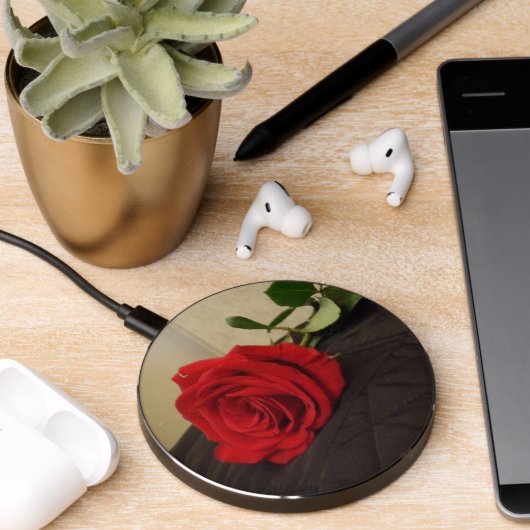 Single Red Rose Wireless Charger (Desk 2)