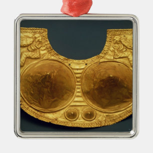 Sinu breastplate metal ornament