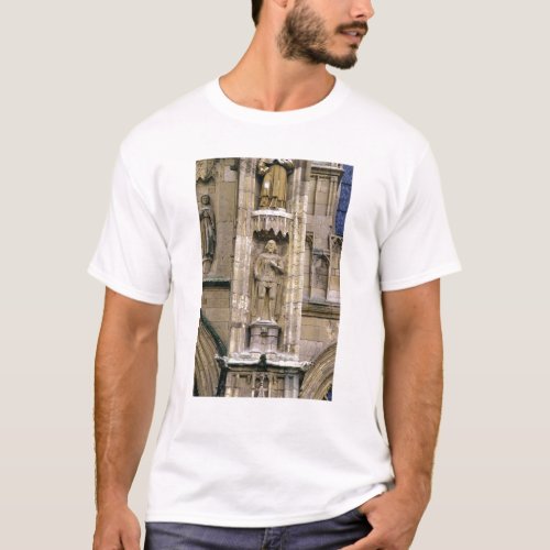 Sir Henry Hotspur Percy on the west facade T_Shirt