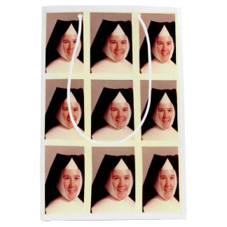 sister sister medium gift bag