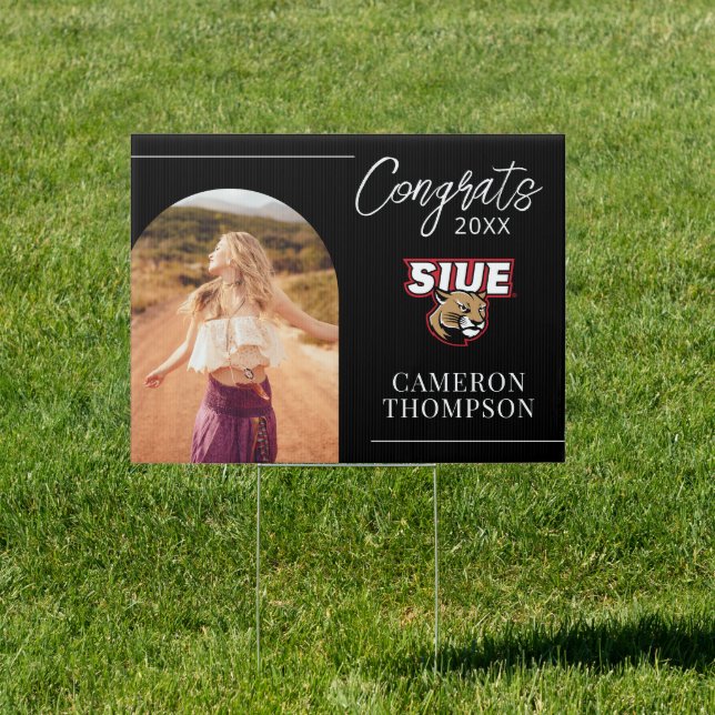 SIUE Graduation Sign (Insitu)