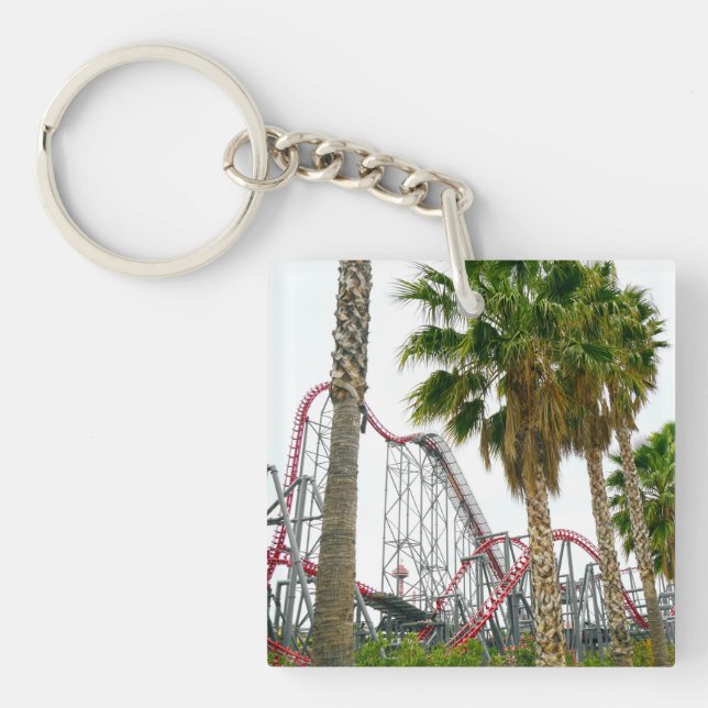 Six Flags Magic Mountain  Keychain (Front)