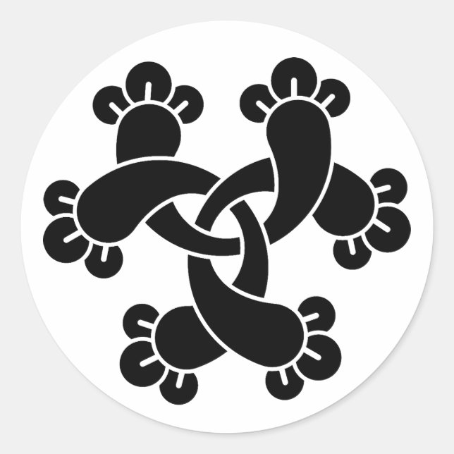 Six interlocking cloves classic round sticker (Front)