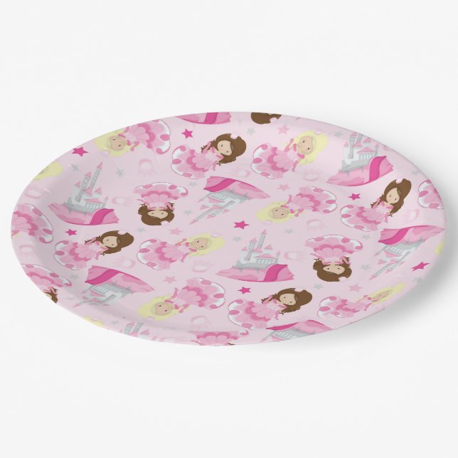 Size: 9" Paper Plates (Angled)