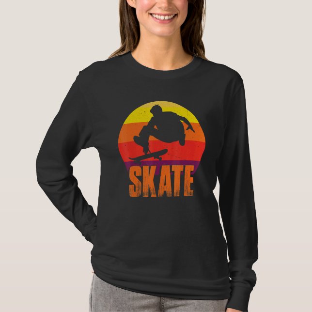 Skate Skateboarding Retro Sport  Skateboarder Vint T-Shirt (Front)