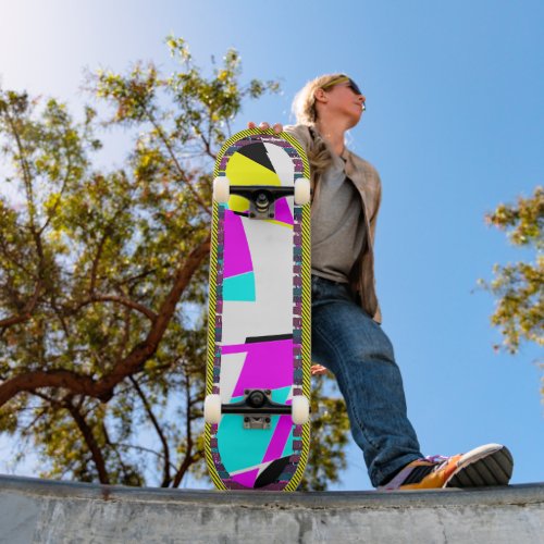 Skateboard Geometric Double Trimmed