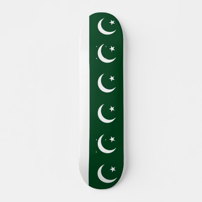 Skateboard with flag of Pakistan (Front)