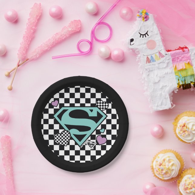 Skater Girl Supergirl Hearts S-Shield Paper Plates (Party)